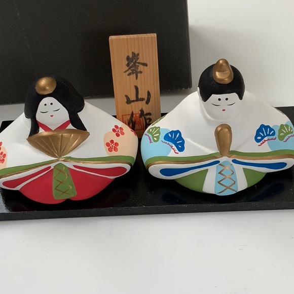 Porcelain Japanese Wedding Dolls Decor - Picture 2 of 11